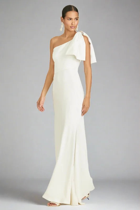 Aubrey Gown - Off White Floral Lace Wedding