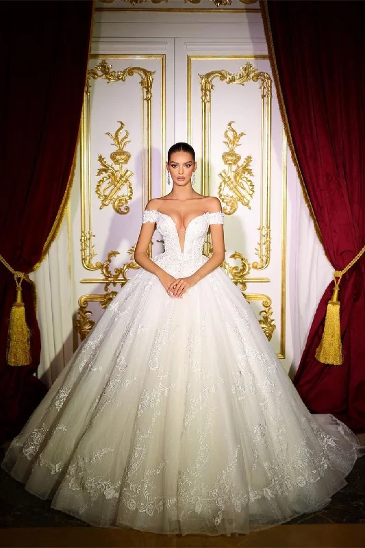Beautiful Long A-line Off-the-shoulder V-neck Appliques Wedding Dress A-line Bridal Dress