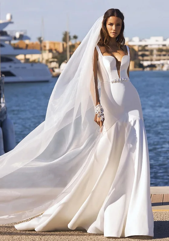 Pronovias Adoray Wedding Dress, Off White Sleeveless Wedding Dress